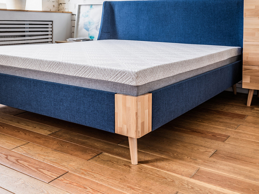 Кровать Lagom Side Soft 80x190 Ткань/Массив (береза) Levis 78 Джинс/Масло-воск Natura (Береза) - Оригинальная кровать в обивке из мебельной ткани.