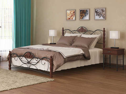 Двуспальная кровать с высоким изголовьем Garda 2R - Кровать из массива березы с фигурной металлической решеткой.